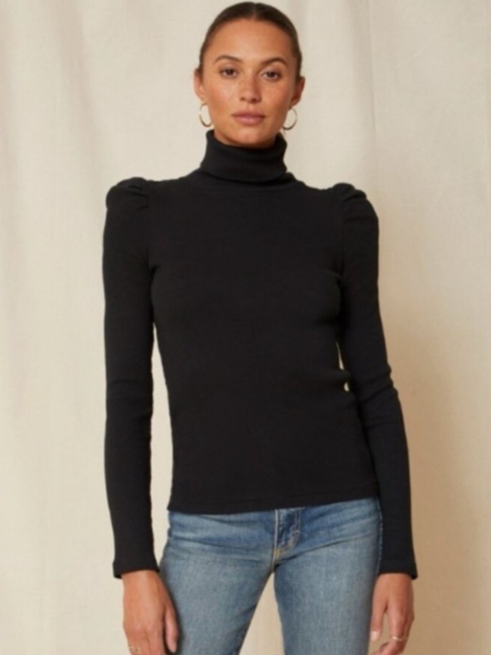 Amo Puff Sleeve Ribbed Turtleneck Size M
NWT